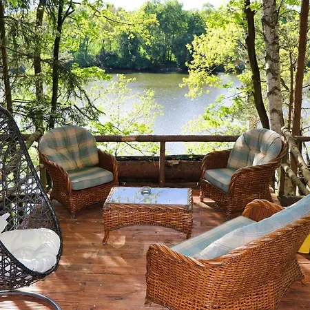 The Hideaway Zeliv