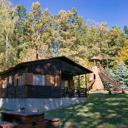 The Hideaway Lodge *