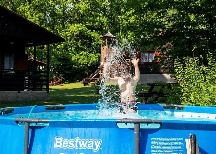 The Hideaway Lodge